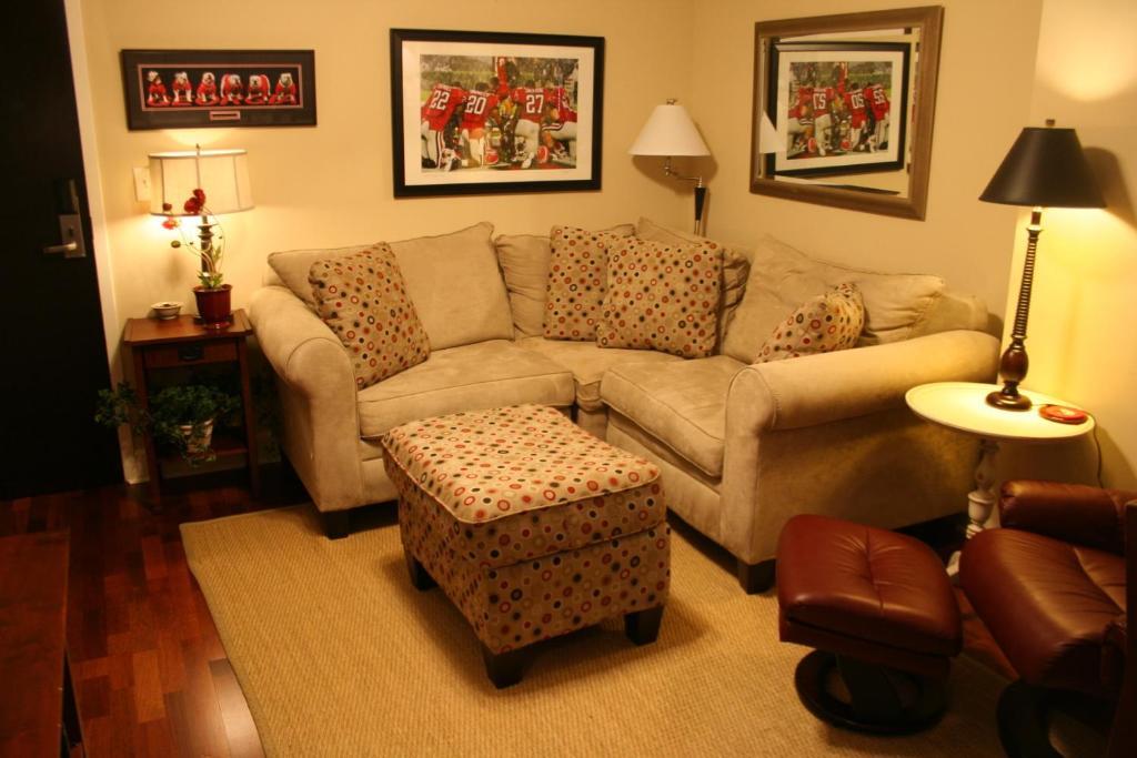 Georgia Gameday Center Hotel
